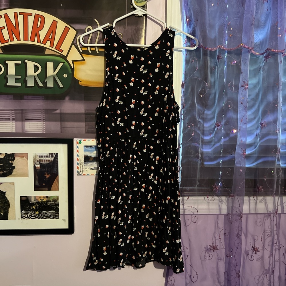 delia’s floral dress